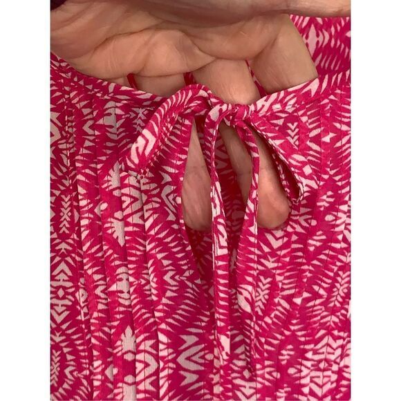 Violet & Claire Women's Geometric Print Tie Front Blouse Pink White Size Medium - Picture 5 of 8